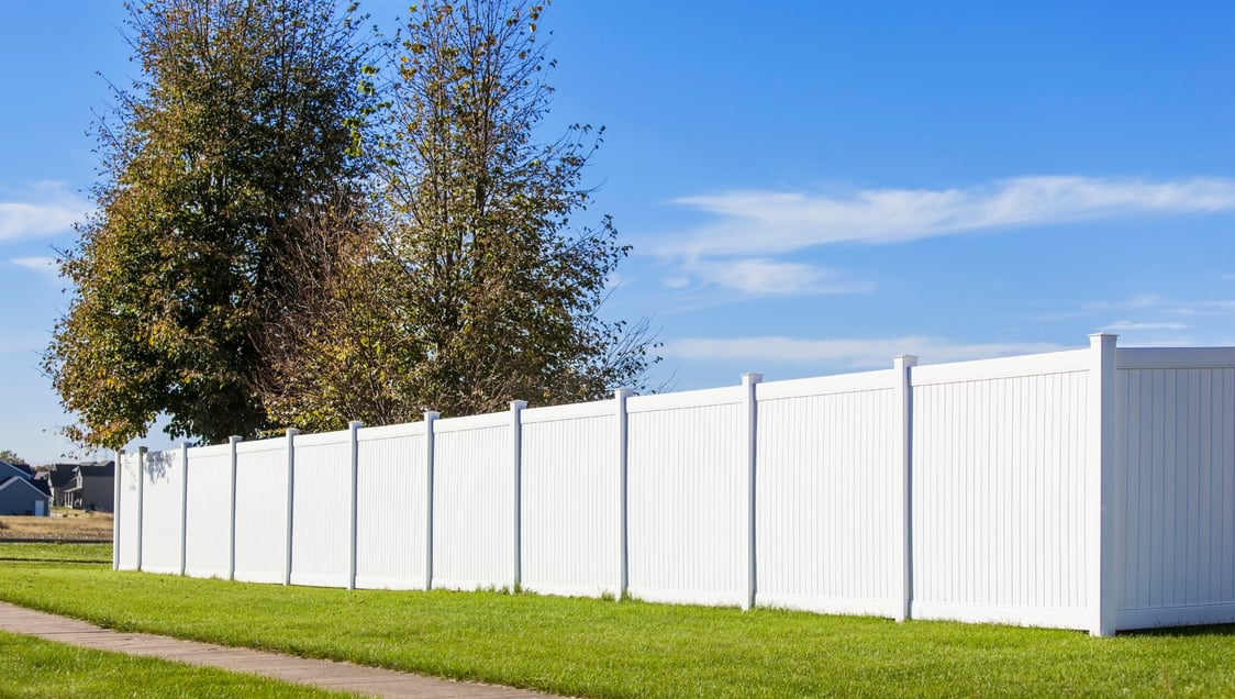 White vinyl fence